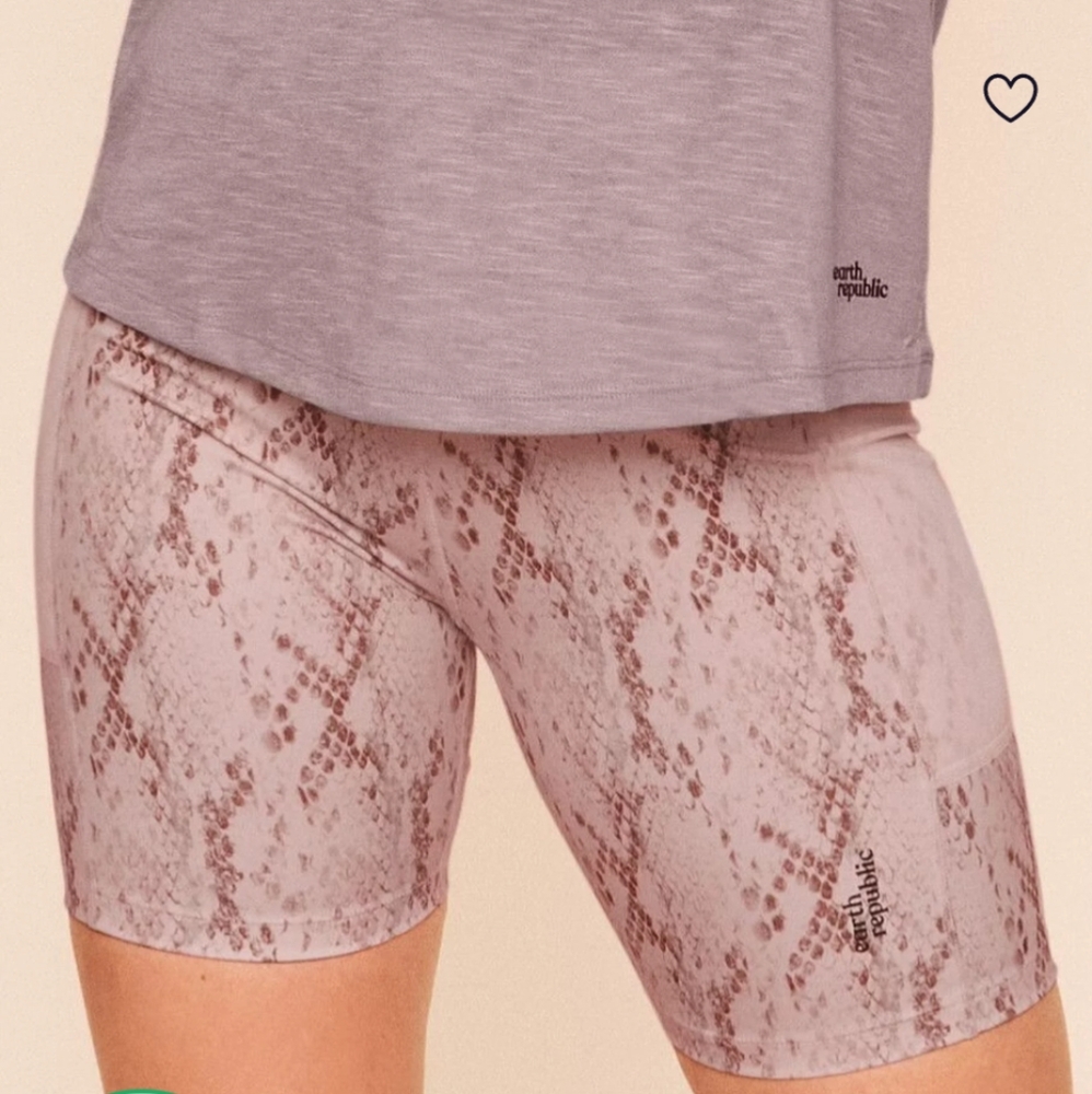 NWT Earth Republic Anais High Waisted Pink Snake Print Women's Shorts Size XL